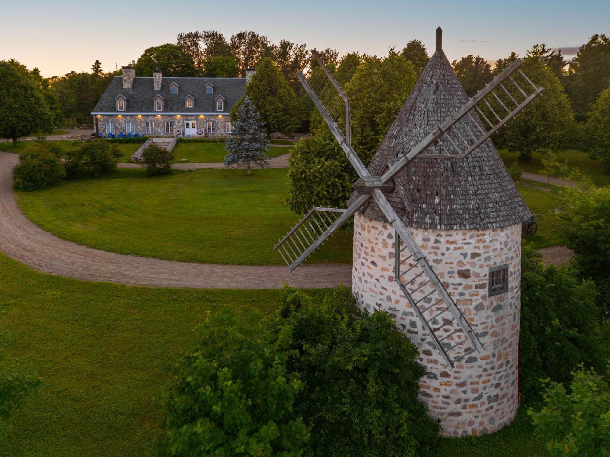Le Baluchon Eco-Villegiature Saint-Paulin Eksteriør billede