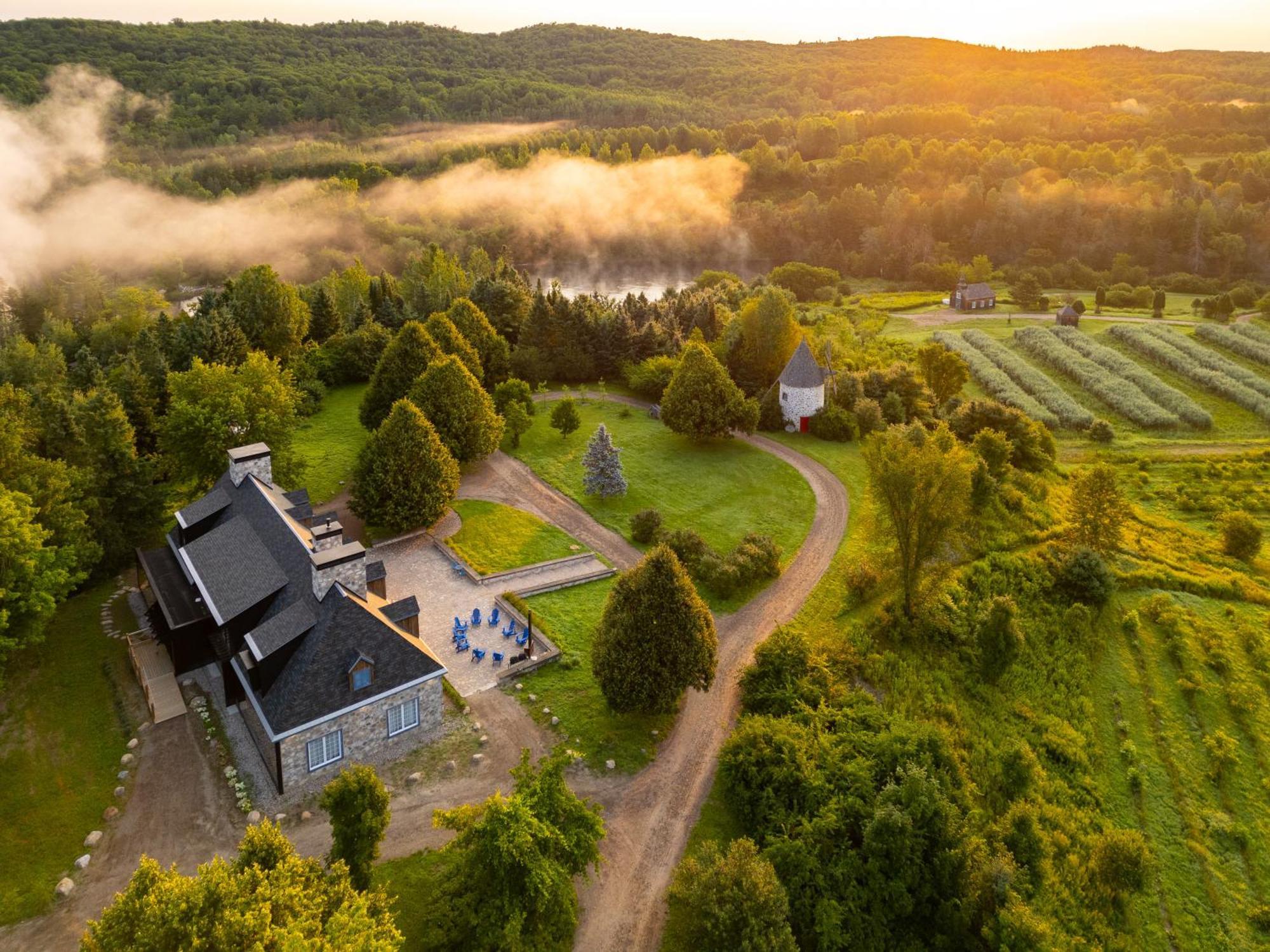 Le Baluchon Eco-Villegiature Saint-Paulin Eksteriør billede